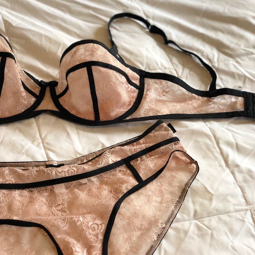 NWOT Vintage-Inspired Bra & Panty Set